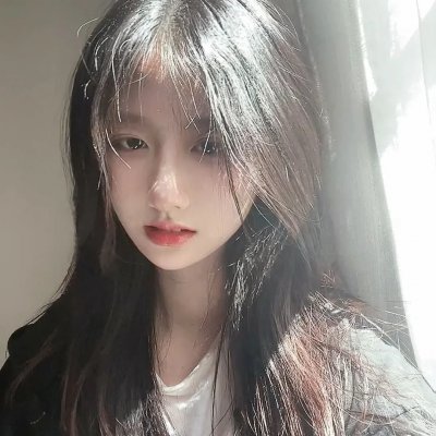 最近，我的妹妹有点怪